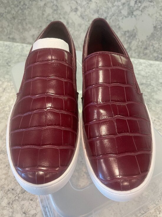 MICHAEL Michael Kors Shoes - MICHAEL KORS KEATON SLIP ON SNEAKER DARK BERRY CROCODILE SIZE 6.5 NEW - NO BOX